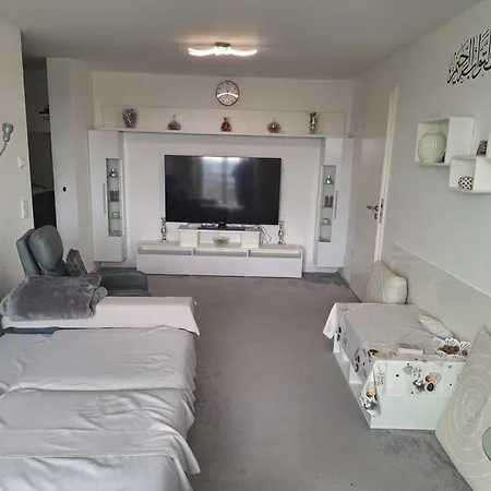 Apartamento Two Flat In Harthof Múnich